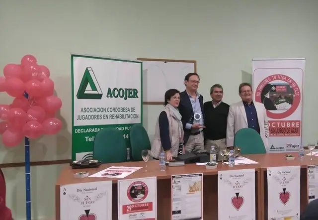 Ponencia Protección al Consumidor, impartido por Javier Moya, jefe del Servicio del Consumo Provincial de la Junta de Andalucía